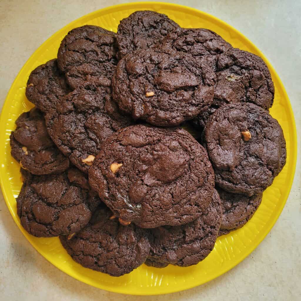 plate of fresh baked brownie cookies